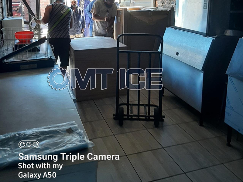 OMT 700kg cube ice machine 5